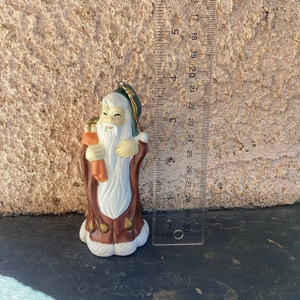 N/A santa ornament